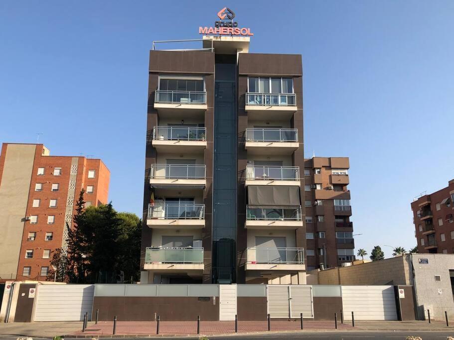 ムルシアApartamento Centrico Con Plaza De Garaje Y Piscinaアパートメント エクステリア 写真