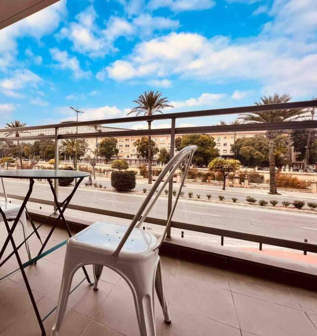 ムルシアApartamento Centrico Con Plaza De Garaje Y Piscinaアパートメント エクステリア 写真