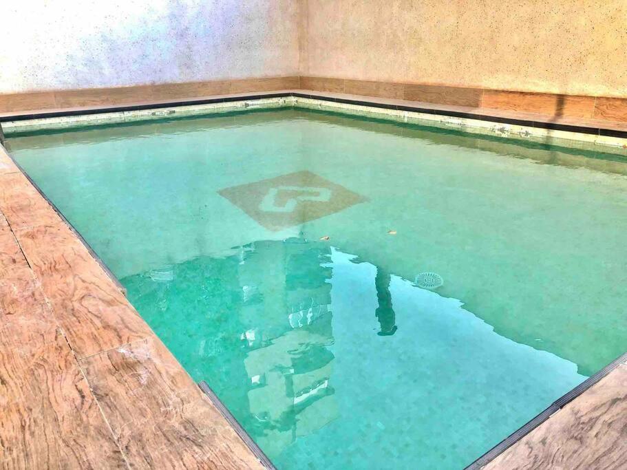 ムルシアApartamento Centrico Con Plaza De Garaje Y Piscinaアパートメント エクステリア 写真