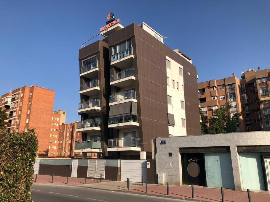 ムルシアApartamento Centrico Con Plaza De Garaje Y Piscinaアパートメント エクステリア 写真